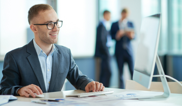 Pro Tips for Standing Out from the Pack in Workplace